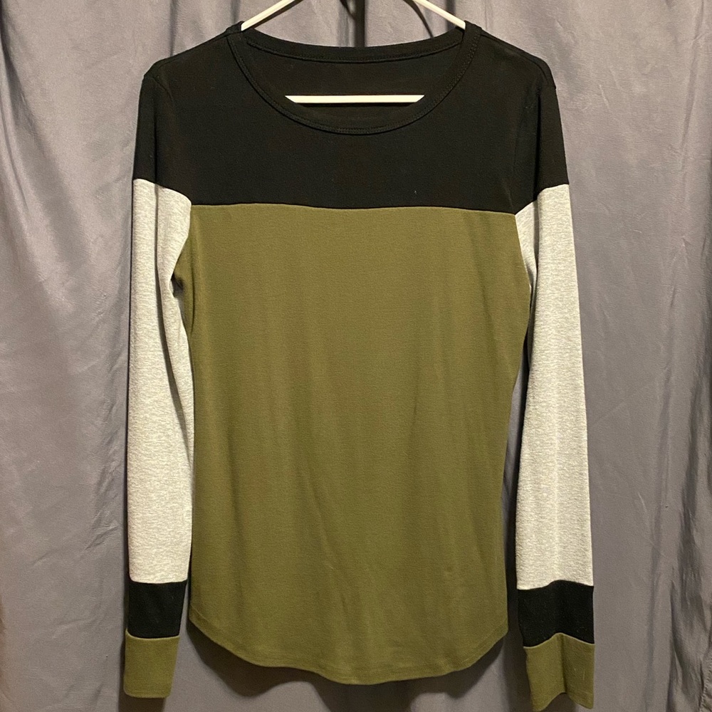 Long sleeve shirt